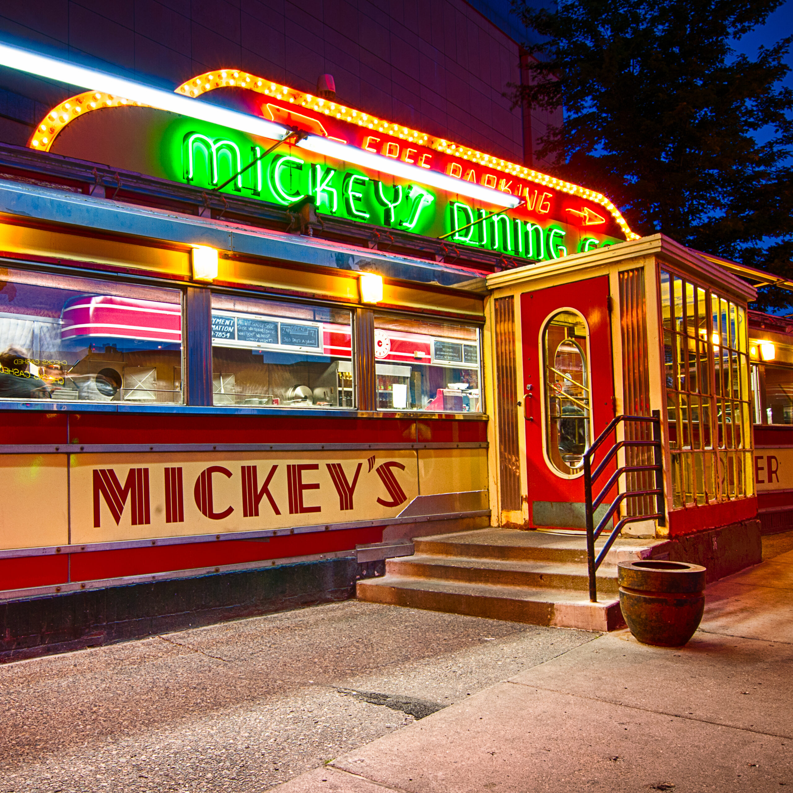 Mickey's Dinner, St. Paul, MN